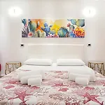 La Meridiana - Centro Storico Di Bed & Breakfast 3*