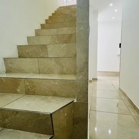 La Meridiana - Centro Storico Di Bed & Breakfast *