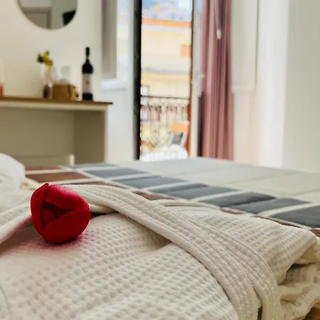 Bed & Breakfast La Meridiana - Centro Storico Di *