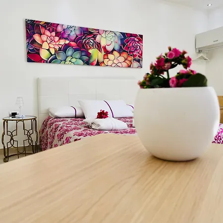 فندق مبيت وإفطار La Meridiana - Centro Storico Di 3*