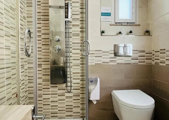 فندق مبيت وإفطار La Meridiana - Centro Storico Di بيتسو