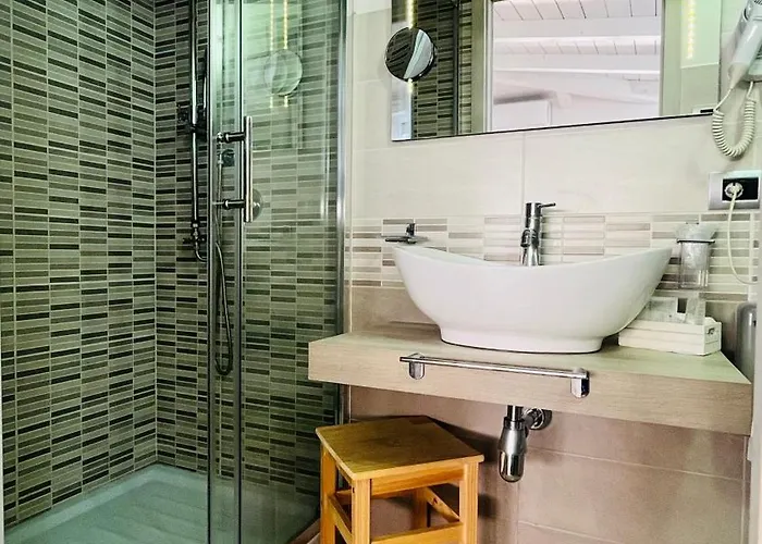 فندق مبيت وإفطار La Meridiana - Centro Storico Di