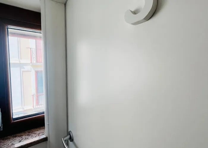 La Meridiana - Centro Storico Di 住宿加早餐酒店 皮佐