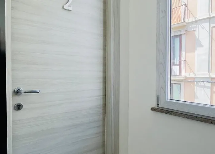 住宿加早餐酒店 La Meridiana - Centro Storico Di 皮佐